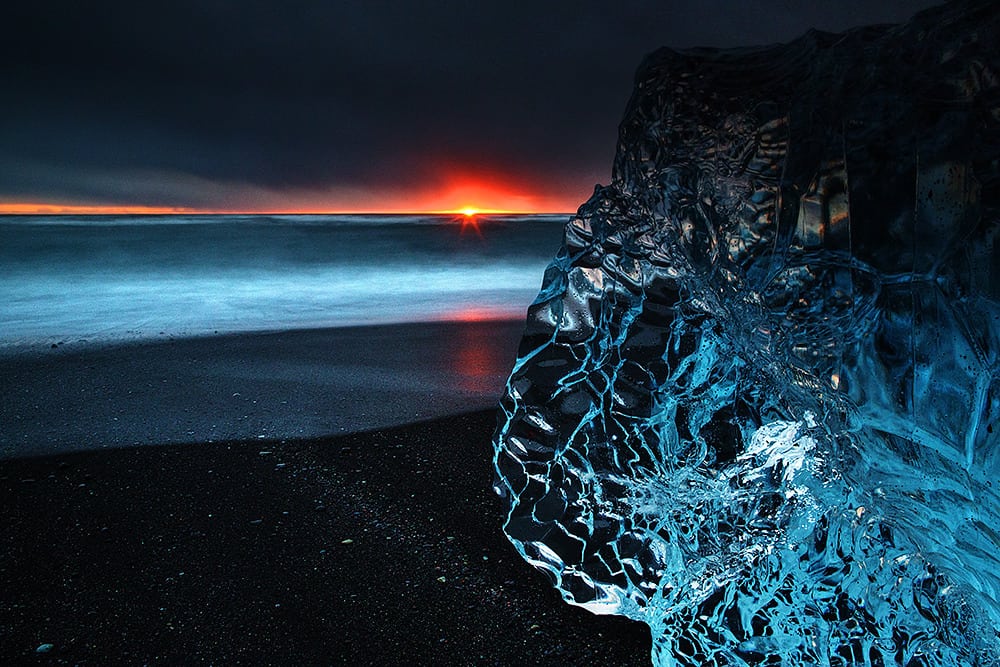 IcelandAuroraTP's tweet photo. Photo tour - ice beach #glaciallaggon #Glacier #ice #icebeach #icelagoon #iceberg #iceland #jökulsárlón #longexposure #magiccloth https://t.co/UgWTJMJzu7 https://t.co/2AQ6BSe5xe