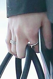 kimtaem's tweet photo. 3. Nowadays, Kibum often wears the ring that Jonghyun had given to him as a gift. https://t.co/I61VA1ApdD