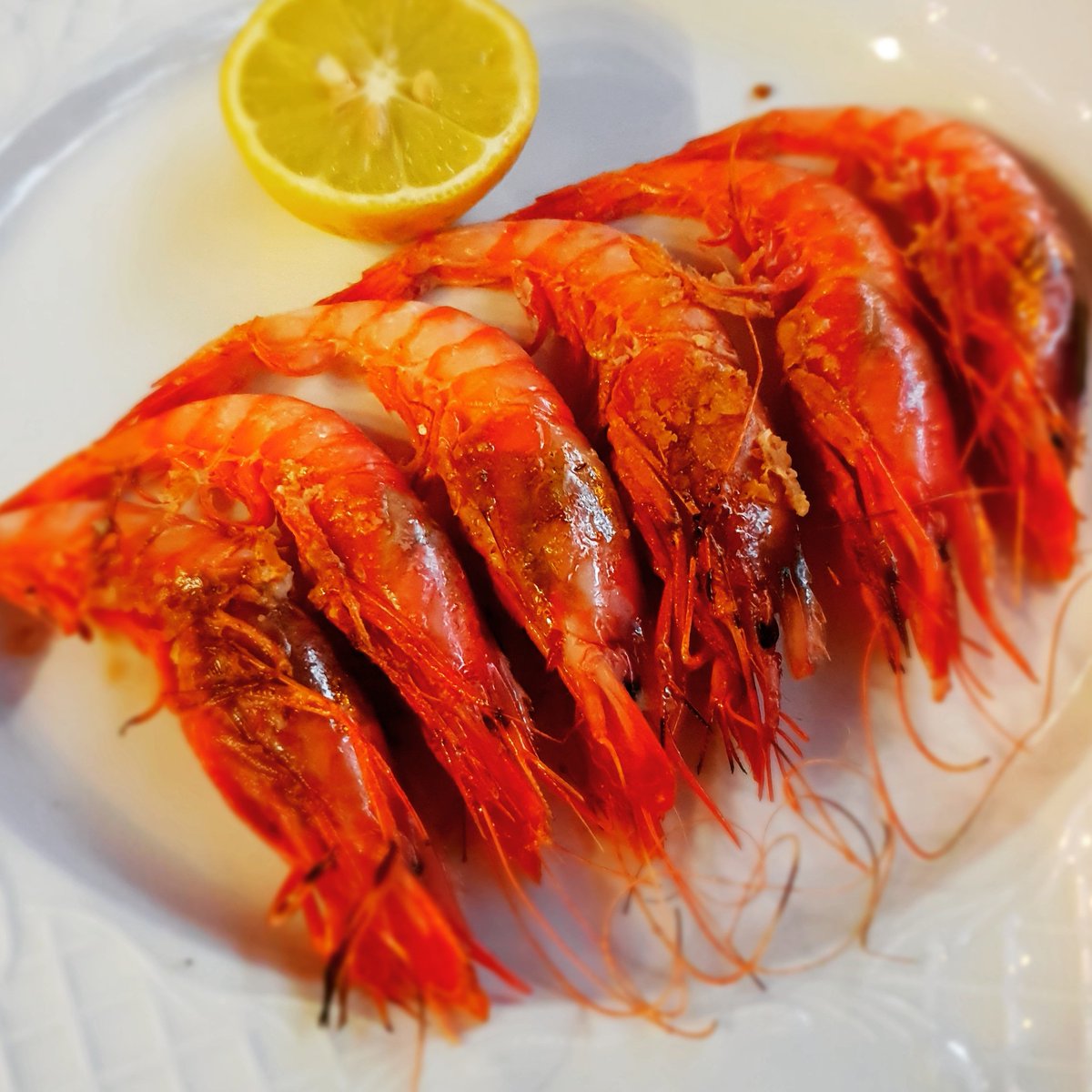 Cenando con mi vida <a href="/lolacamero/">lolacamero</a> aprovechando el veranito madrileño en La Pavía en Calle de Rios Rosas