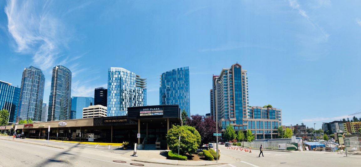 ryanraffetto's tweet photo. Take an evening tour of our newest Bellevue Pcific Tower penthouse listing! Tonight from 6-8pm, reach out to 206-261-1206 or Ryan@RaffettoRealEstate.com for details! #one88 #bosadevelopment #luxury #penthouse #raffettorealestate #pointe3realestate https://t.co/NENbAOOzCd