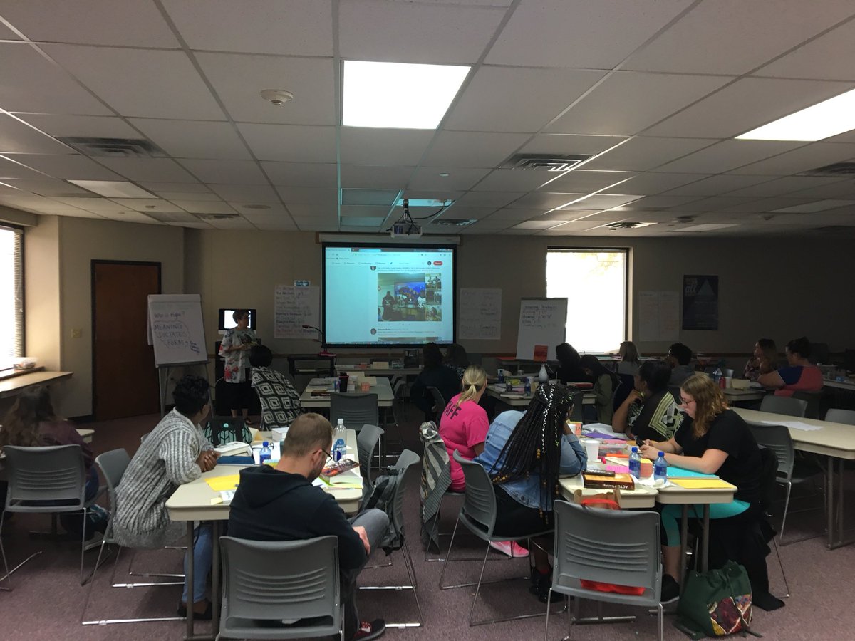 rustywrites's tweet photo. We had a very special reading writing connection today! Thank you, @AmianneB for sharing CROWN: ODE TO THE FRESH CUT by @authorddb Derrick Barnes. We are beyond changed for the better. #catchyourshine #word #crown #ImportantBook #misdabydos18 https://t.co/2FGZbIT0wi