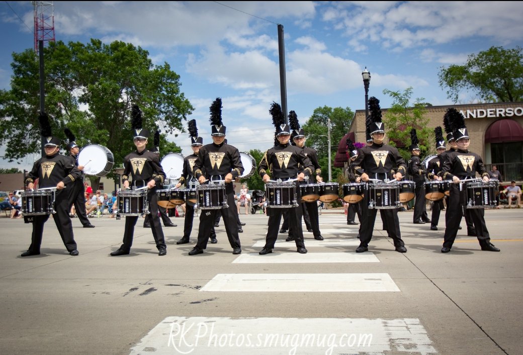 photos_rk's tweet photo. @WMBBigBlack Alexandria parade pics are ready 😊  https://t.co/XSIOToDVtF https://t.co/1CgEozZr00