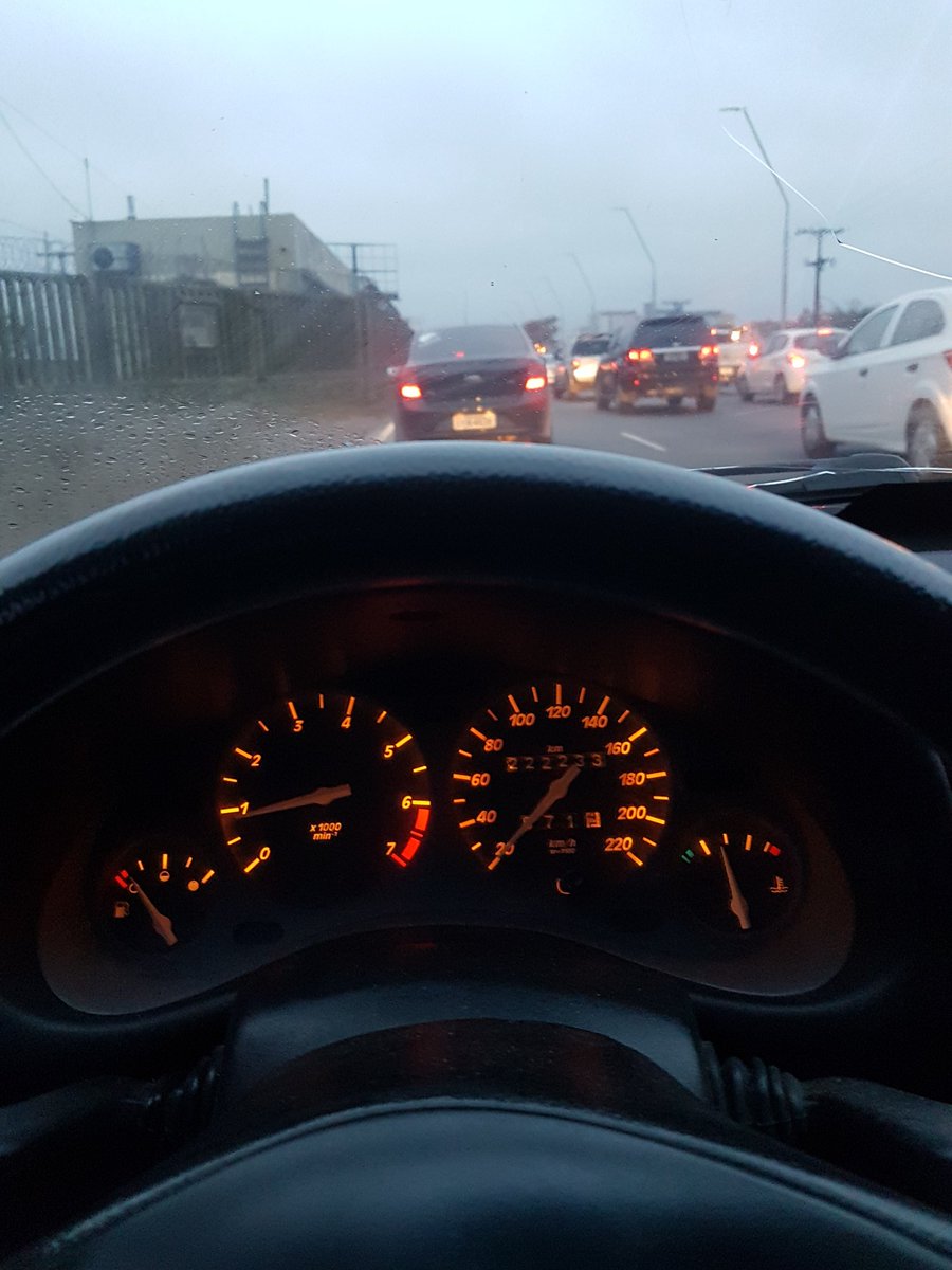 AloFrereRS's tweet photo. #frete #zeroporhora tudo parado #poa #transito #rs #RioGrandedoSul #Brasil #poatransito #PortoAlegre #gauchahoje #liganaguaiba #carris #olx #brick #FiqueAtento  #TransporteColetivo #ÔnibusPOA #ATP #PrefeituraPOA #EPTC 
 
GRAVEM O CONTATO Link whats 👉 https://t.co/v9hqrOWAvb https://t.co/miHqBdEkLw