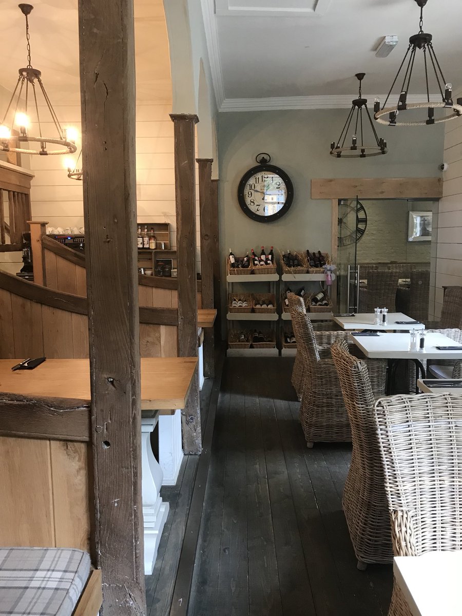 claire lara tweet media