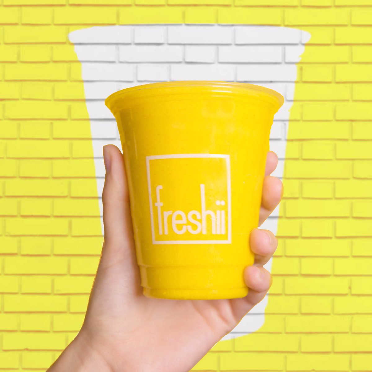 freshii's tweet photo. Raising a glass ‘cause we just dropped the #KaleCaesar. 📸Recoverii  #KaleYeahitsHere https://t.co/TMNjIyTOUz