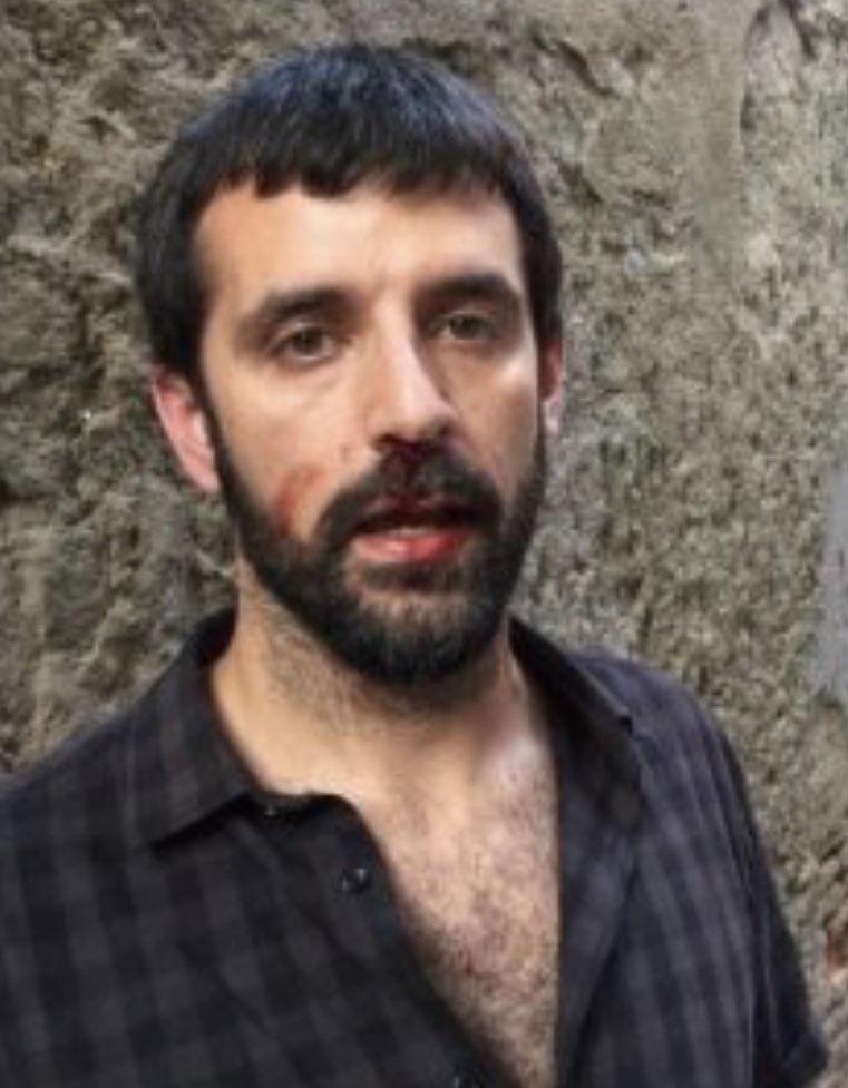 ⚠️🆘 ALERTA| El fotoperiodista Jordi Borràs, agredit al crit de ‘Viva España y Viva Franco’ per un home que s'identifica com a Policia Nacional

elnacional.cat/ca/politica/ag…