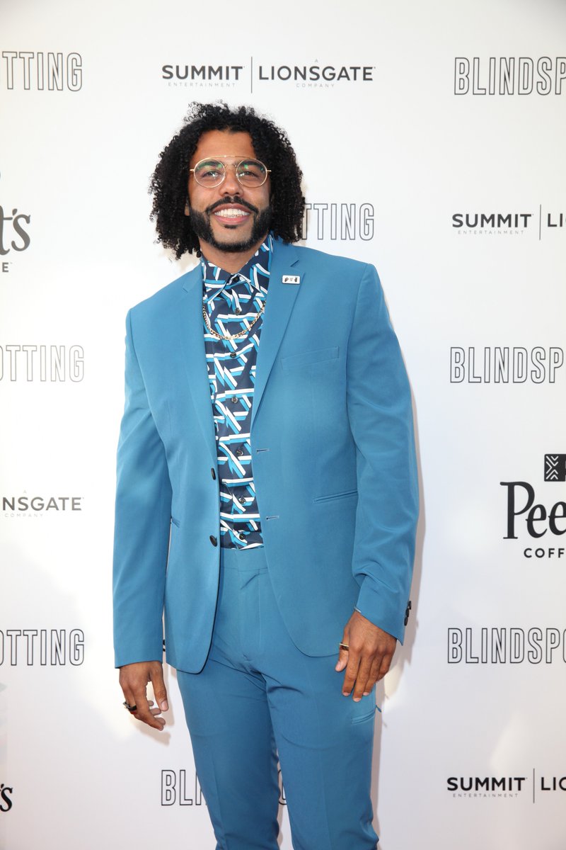 BlindspottingTV's tweet photo. The Oakland premiere of #Blindspotting was 🔥 Take a look at the cast on the red carpet and see the film in theaters starting this Friday, everywhere July 27. https://t.co/V3lnOhov5I