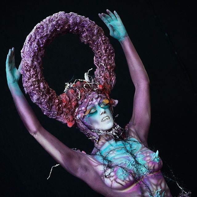 flowieser's tweet photo. A model poses during The @bodypainting_festival In #klagenfurt - #latergram .
.
.
#bodypainting #carinthia #onassignment#facepaint #colorful #creativemakeup#bodypaint #sfx #sfxmakeup#specialeffects #faceart #festivaloutfit#summertime #model #wbfestival20… https://t.co/vLuwXqbI7D https://t.co/GKDHqYMmf1