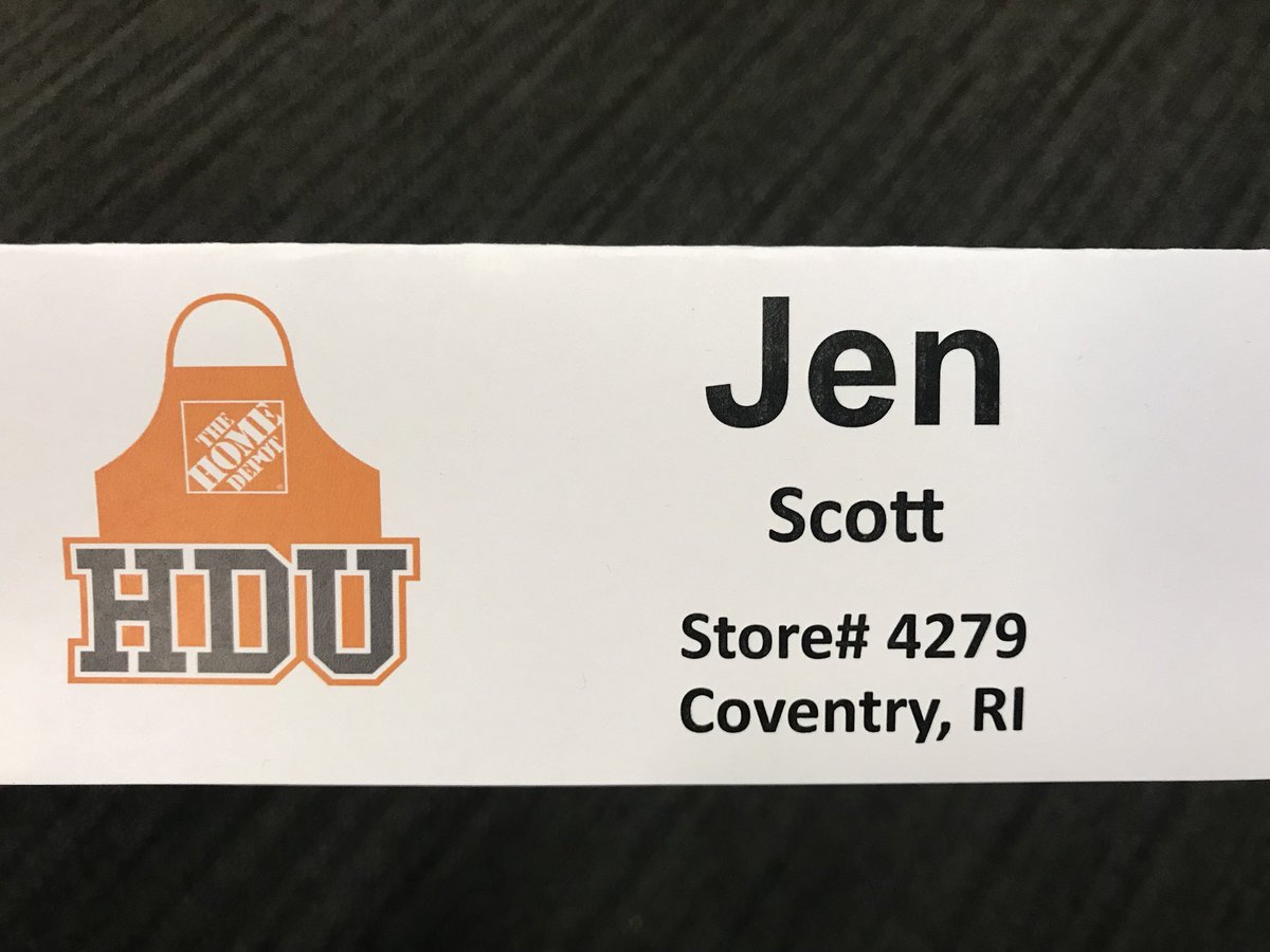 Filling my brain with knowledge. Grateful for the experience. #hdu #lotsoffood #newfriends #makingconnections @KJChamberland