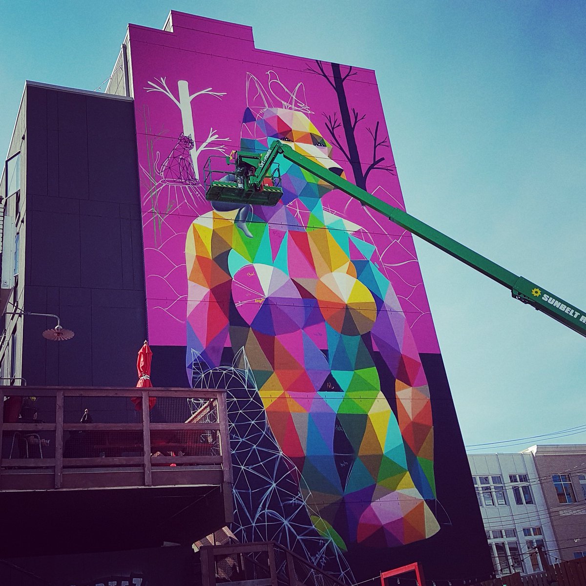 Fun and funky mural going up just off Whyte!

#nomadiclifestyle #travelforlife #wanderlust_tribe #backpackertravel #travellight #adventurehunt #yeglifestyle #worldtravellers #worldwanderer #yegsummer #iamatraveller #borntotravel #lovetheworld #mostphotographed #edmontonian