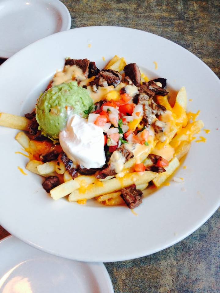 papismexgrill's tweet photo. We believe in earning customer loyalty through providing exceptional food... 😉 #MexicanFood #DinnerTime https://t.co/MKgWGs2ROJ