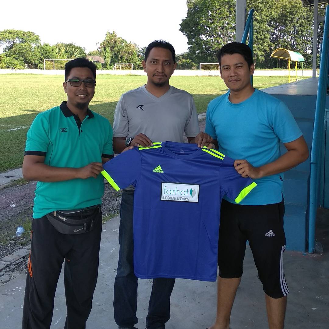 MohdMazwan4's tweet photo. Sesi penyampaian jersi baru..😎
#friendsfc
#worldcup 
#newteam https://t.co/GLf3vQNzel