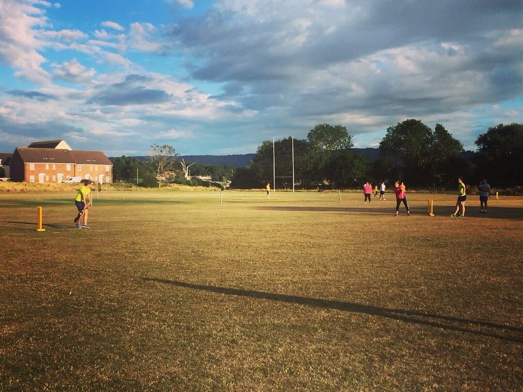 A random but lovely evening playing softball cricket. Learned the basics and managed to field, bowl, catch, strike the wicket and bat 4s and 6s on my debut! 
#cricket #womenscricket #softballcricket #englandcricket