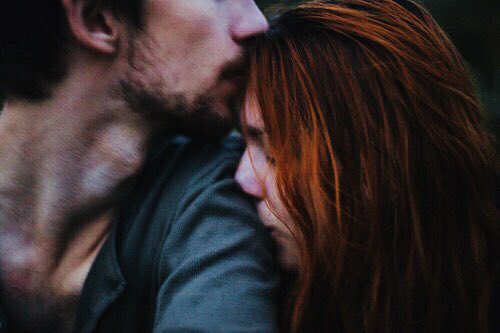 — ʏᴏᴜ ᴛᴏᴏᴋ ᴀ ᴘᴏʟᴀʀᴏɪᴅ ᴏғ ᴜs
       ᴀɴᴅ ᴡᴇ ᴅɪsᴄᴏᴠᴇʀᴇᴅ 
            ᴛʜᴇ ʀᴇsᴛ ᴏғ ᴛʜᴇ ᴡᴏʀʟᴅ ᴡᴀs ʙʟᴀᴄᴋ ᴀɴᴅ ᴡʜɪᴛᴇ 

        ʙᴜᴛ ᴡᴇ ᴡᴇʀᴇ ɪɴ sᴄʀᴇᴀᴍɪɴɢ ᴄᴏʟᴏᴜʀ.