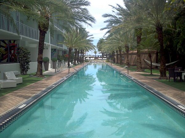 BonwiRewards's tweet photo. The Hotel Zones of Miami Beach, Florida https://t.co/7wLWRpbT9K #Travel #BonwiPoints #BonwiRewards https://t.co/yljd5UbjiI