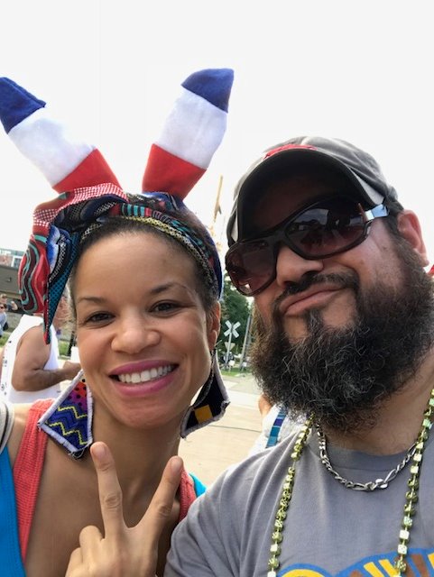 theMisterG's tweet photo. Hangin' out with friend of the program @girlpowageaisha of @Ginkgoa riGht b4 their bangin' set at Fête de Marquette.
#Fête #Ginkgoa #greenarrowradio https://t.co/7MC815rcn7