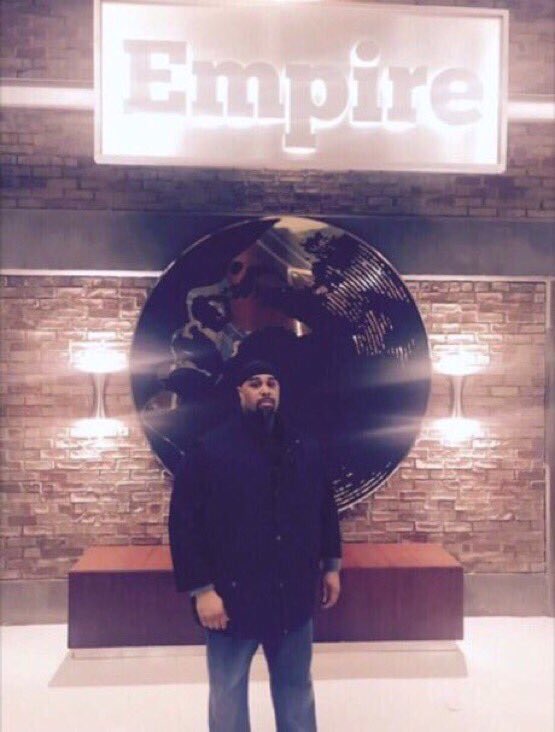 cclarkinspire7's tweet photo. @BrookeLewisLA @rockyohio @Dolce_N_Jeans @AlucaALUCA @DUPONTPLUS @eltonc1 @skipbolden @AllHailLeya @DawnaLeeHeising @DavidWilde49 @Thaoriginalgata @AkashaGarnier @LynnLynnlowry @awlasky @MauriceJohnMoro @Saun_Fischer @NatashaStone_me @didinyc Your friends are my friends so I support everyone included in this tweet ! All of you are amazing and I will embrace you as family #LightsCameraUnity God Bless ! https://t.co/Cikv7aAIlA