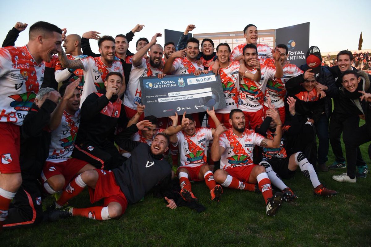 Cuando la conducción de una institución es responsable pasa esto. De pelear el descenso a ser protagonista en su divisional. Más socios. Obras en el predio. Más actividades. Triunfo histórico en Copa Argentina. Felicitaciones al equipo de mi Ciudad, el Club Luján.