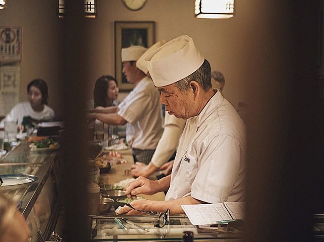tranley's tweet photo. Practice patience &amp; focus, then deliciousness will follow. Cool, got it. 🍣
.
.
.
#littletoyko #hamasushi #sushi #sushichef #craftsmanship #feedfeed #spoonfeed #instafood #forkyeah #eaterla #eeeeeats #seriouseats #f52grams #infatuationla #truecooks #i… https://t.co/fqaYQfLATk https://t.co/X4aKrv8i4P
