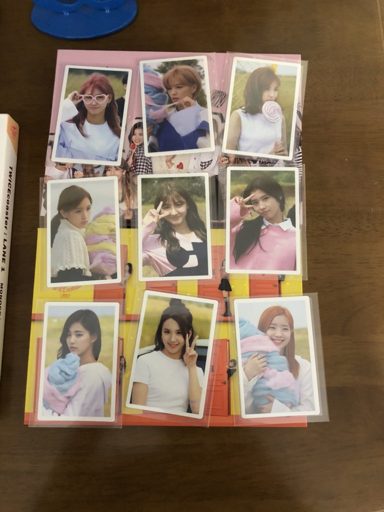TWICE68256136's tweet photo. @SatzuTzuyu この中のチェヨンとダヒョン以外でどれかと、一枚目のダヒョン交換してくださいませんか？ https://t.co/a9r0sxzOs9