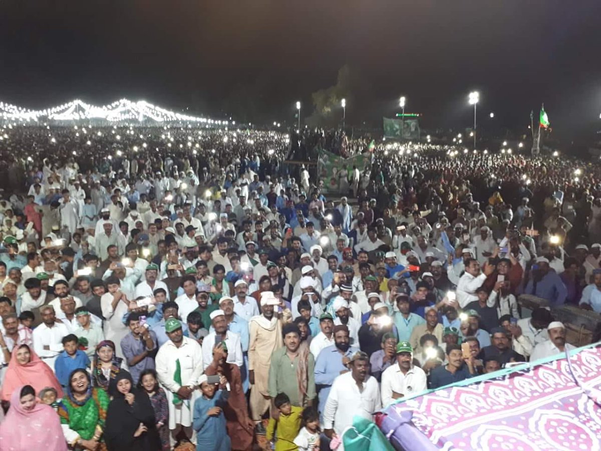 AliMirzaPMLF's tweet photo. This is what we called #JALSA.
#GDA #PowerShow In #NawabShah 👌
#VoteForStar
#VoteForPakistan
#VoteGDA
#BheejPagara
#PakistanZindabad https://t.co/RHKUERrUZb