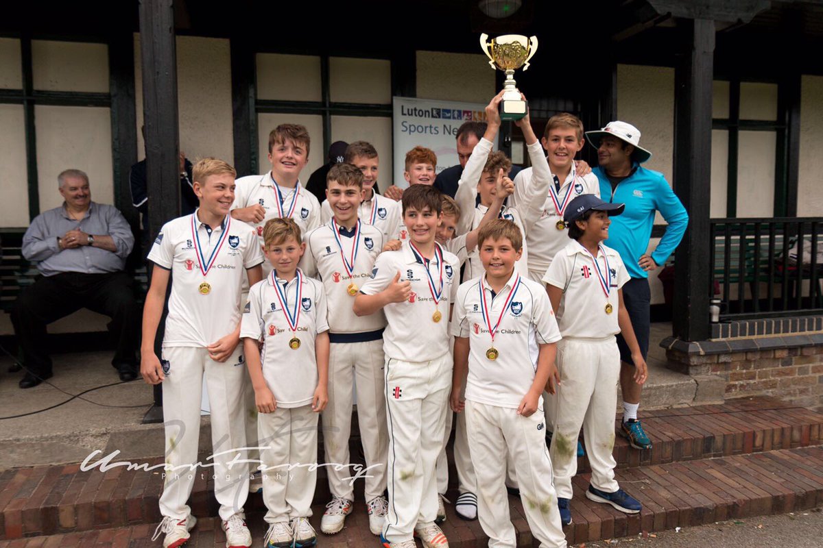 Lutonian CC tweet media