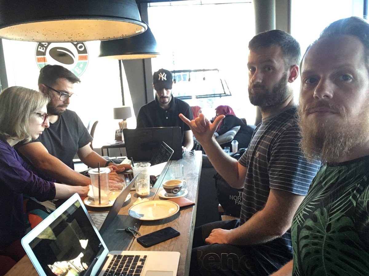 marektro's tweet image. This Monday we were refining our Saturday’s Hackathon project. #CoffeeAndCode #Oslo R2D30 #100DaysOfCode #100DaysOfX @freeCodeCampOSL @freeCodeCamp