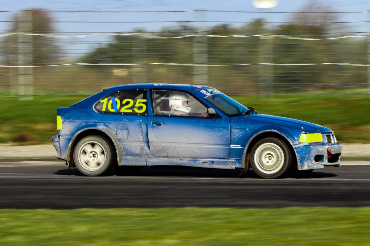 Head over to the Mondello Park website and get your tickets for round 4 of the Irish RallyX Championship! Not an event to be missed!