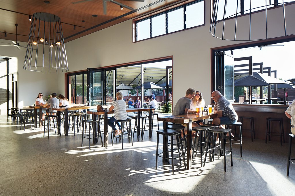 SatelightDesign's tweet photo. Super-size me - wire lampshades are 1.6m diameter x 2.1m high
Photo credit: Ewert Leaf

#brewery #design #interiordesign #oldstables #moderndesign #architecture #restaurant #bar #lighting #customlights #wirelights #large #big #lampshades #ewertleaf #standrewsbeachbrewery https://t.co/L5SRQJgYim