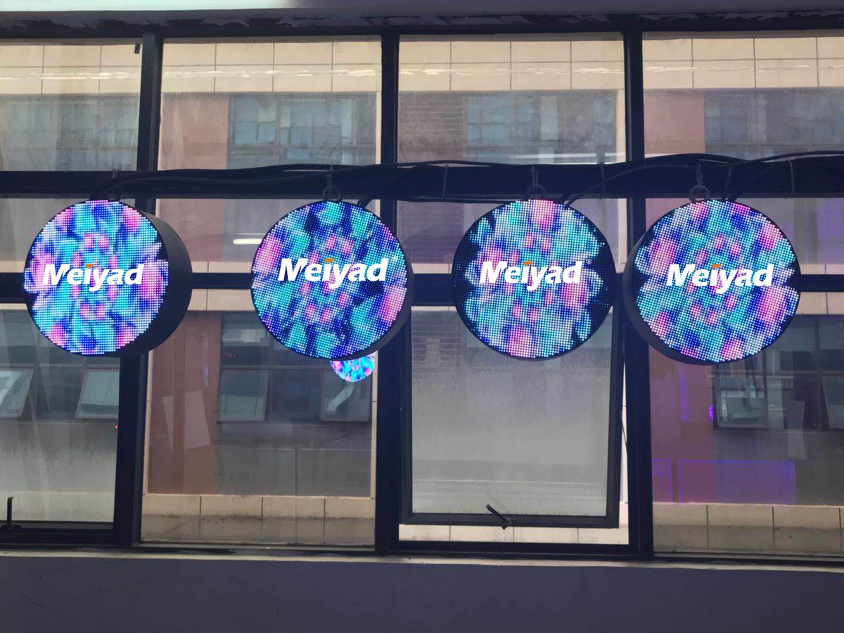 MeiyadCo's tweet image. Mini circular LED display 
Welcome to wholesale top quality and well-designed indoor/outdoor led display, led round screen......Meiyad give you unlimited Magnifique ! #Meiyad #circularLEDdisplay #leddisplay #outdoorledroundscreen   myddisplay.com sales@mydled.com