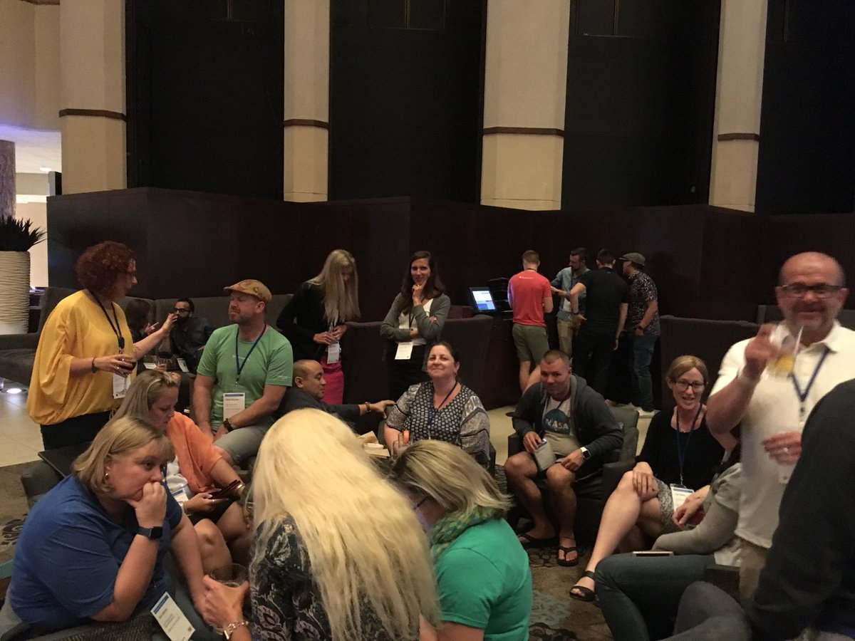 SamMoyle1's tweet image. My tribe.  #ADE2018 #AppleADEChat