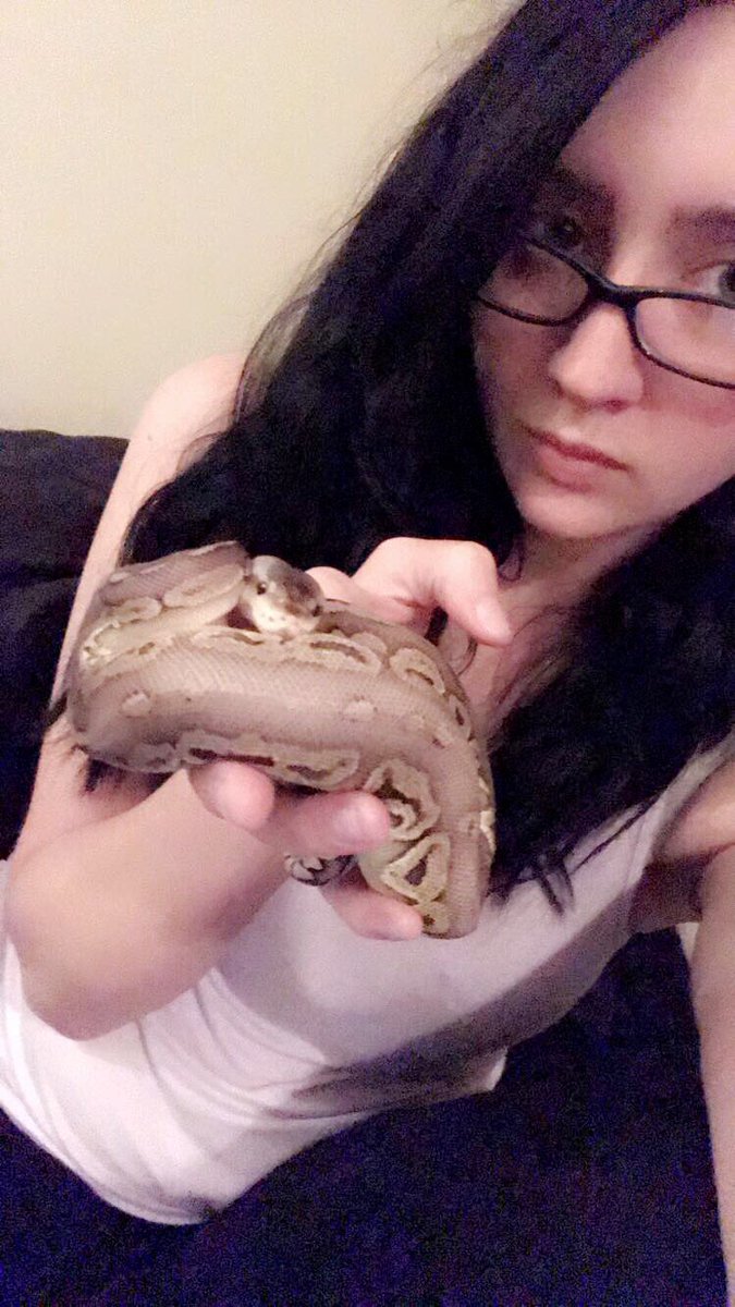 Believer_5's tweet photo. I like my pets, they’re the only thing worth living for cause if I don’t take care of them I know no one else will or they’ll do it wrong so yeah 😂 https://t.co/6lyjdmaKg4