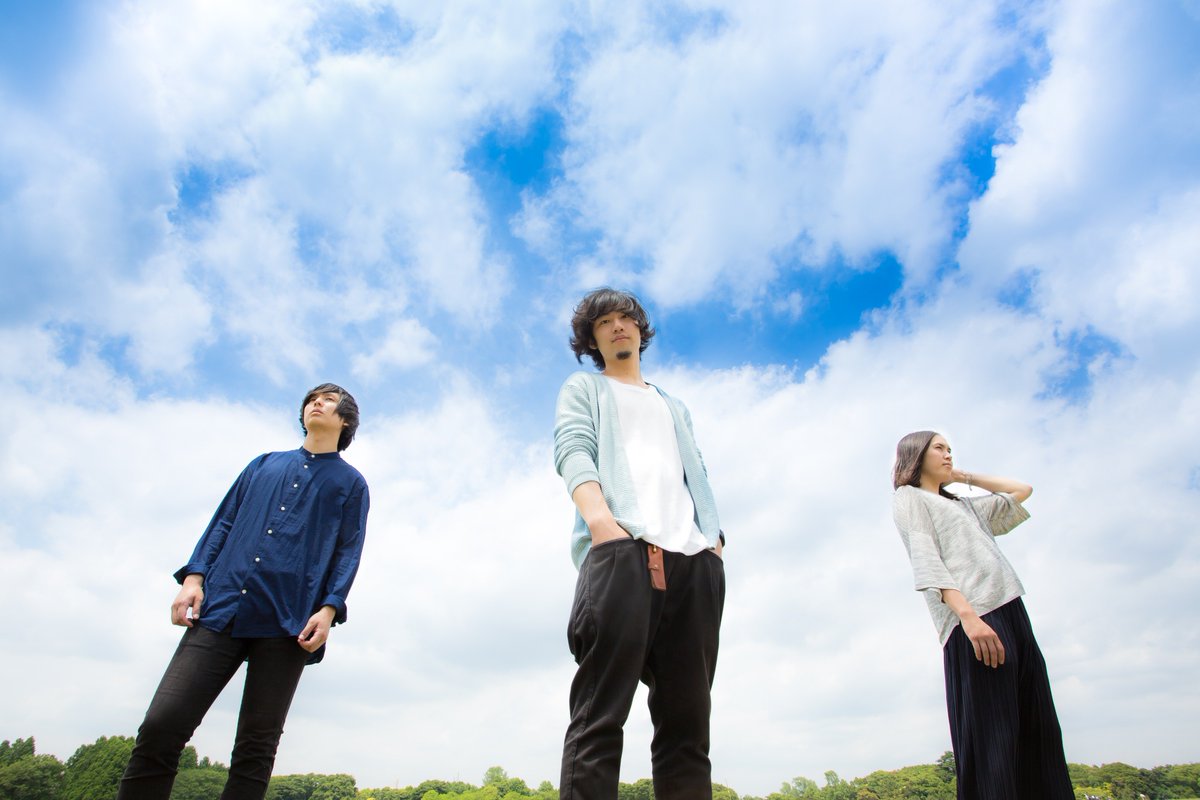 BANDWARS_jp's tweet photo. そして、改めて 
#BANDWARS 2018 GRAND PRIXは・・・ 
感情的かつ優しく温かい歌声と、キャッチーで聞きやすいメロディー！ 
"幸せの説明書" 
#ab initio ！！ 
 
https://t.co/dnqkEioyJF
 
各賞を受賞された皆様、改めておめでとうございました！！！ https://t.co/9EaNdEIRBE