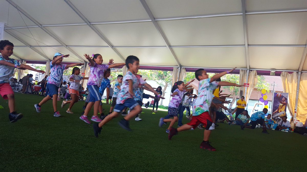 Shimica_G's tweet image. There is no better way to start the day than with harambee and over 300 excited children! #CDFFreedomSchools @cdfca