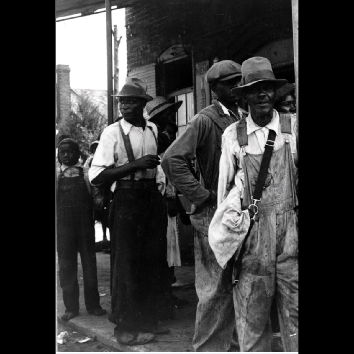 DannyDGlover's tweet photo. | Brief History | 

~Southside @maconbibb~ 

To learn more, please be sure to follow @ONESOUTHMACON for updates .

#OSCDC #WeKnowOurROOTS https://t.co/fxSXYlf18l