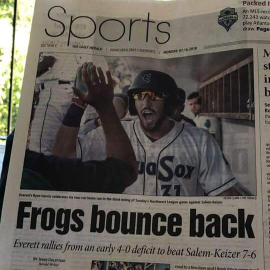 UbiquitySE's tweet photo. Two-run bombs get you on the cover of the sports page. #milb #seattle #mariners #everett #aquasox #homewoodbat #tworunshot #gamewinner https://t.co/cXhsXfw9YU