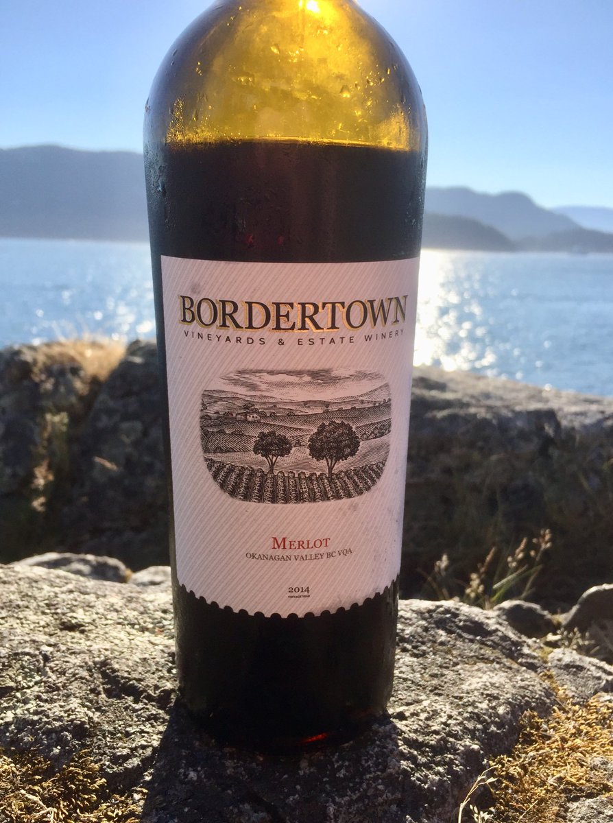 Sam_WineTeacher's tweet photo. @BordertownWine #merlot goes to the beach with charcuterie at #Whytecliff Park. https://t.co/r7wUlA0DV8