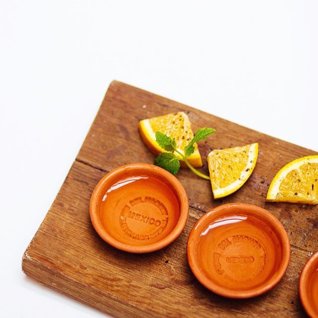 These flights are mez-calling your name! Our mezcal flights come with tasting notes to make it an educational experience. 😉 As if you needed another excuse. 🐍 🌵 #findyourtonic #mezcal #mezcalflight #copitas #saldegusano #sandiego ift.tt/2mmbsYk