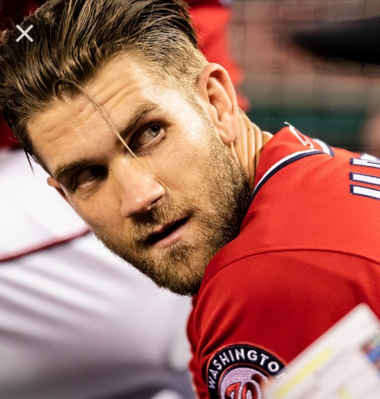 noriega_cn's tweet photo. Wow. ♡HARPER @MLB #sweetbat https://t.co/mtTq7p6m6T