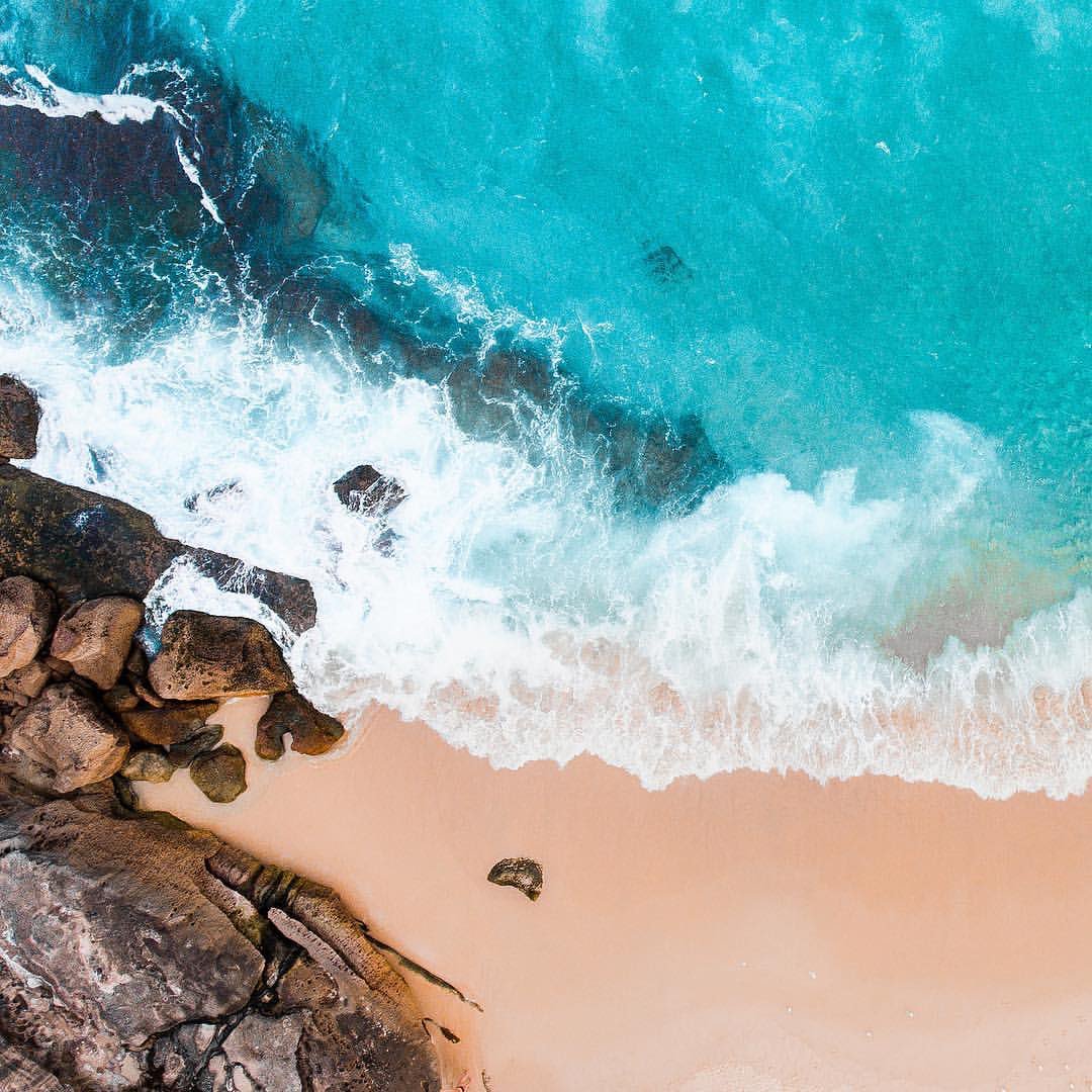 visual_supply's tweet image. No place better than the ocean 😍