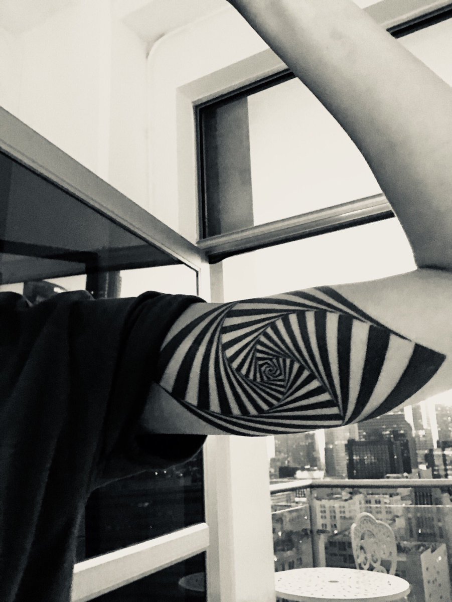 OfficialRezz's tweet photo. Lemme know if my new tat just hypnotized u. 

Tat by https://t.co/5wCNoC2wTz https://t.co/hyHIo77zVI