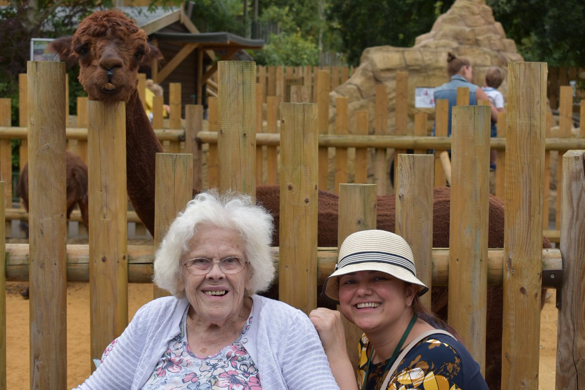 SilverWishesQC's tweet photo. Local Councillor Francis Button made a resident’s dream come true when she stepped up to help staff at The Fairway grant 82 year old Rose O’Conner’s greatest wish. As part of our Silver Wishes campaign  Rose spent the day with the animals at the zoo. https://t.co/PB9rOZWFPI
