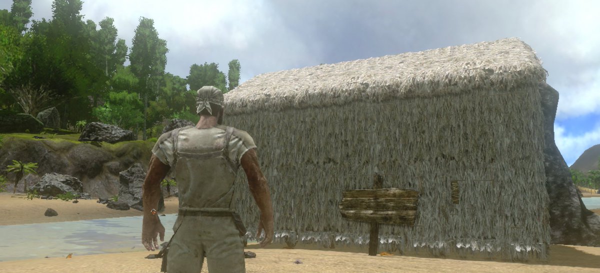 サバイバルでは、日々の準備を怠ってはならない。
拠点もそのひとつだ。
拠点に倉庫を築き、素材を備蓄する。
この島での生活には重要不可欠な要素だ。
そろそろ、日が暮れようとしている。
さて、晩飯の狩りに出かけるとしよう
#ARKmobile