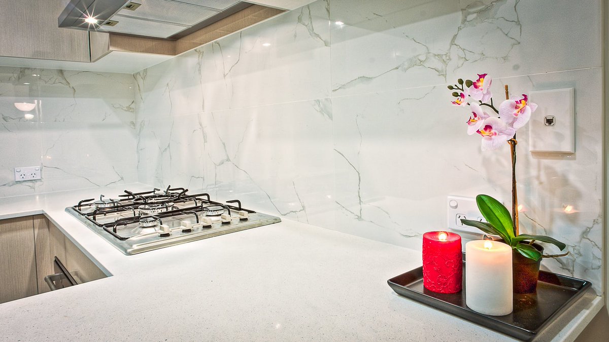 The best stone countertop can help your kitchen to shine amazingly. At MBS Stoneworks, we have a range of quality #stones including #Limestone, #Quartz, and #Granite. Explore our website today! bit.ly/2swruDQ 👉