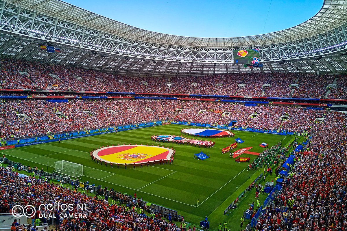 NeffosSpain's tweet photo. ¡Neffos estuvo allí!! Gary tomó una foto impresionante con el N1 dentro del Estadio Luzhniki de Moscú. Gracias por compartir un momento épico!#Neffos #StylishReliable #ShotbyNeffos #N1 #WorldCup #Footballfan https://t.co/Ju28hT6ZW5