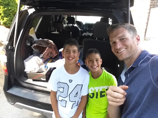davidjack1's tweet photo. A few days w/my God sons. We've talked about needs and wants, what it means to be a true winner, God, love, food, family, played our faces off and more...I take the responsibility with great gratitude and reverence. #Legacy #theyrenext #speaklife @activprayer #iDedicate https://t.co/fh5FdUIGiZ