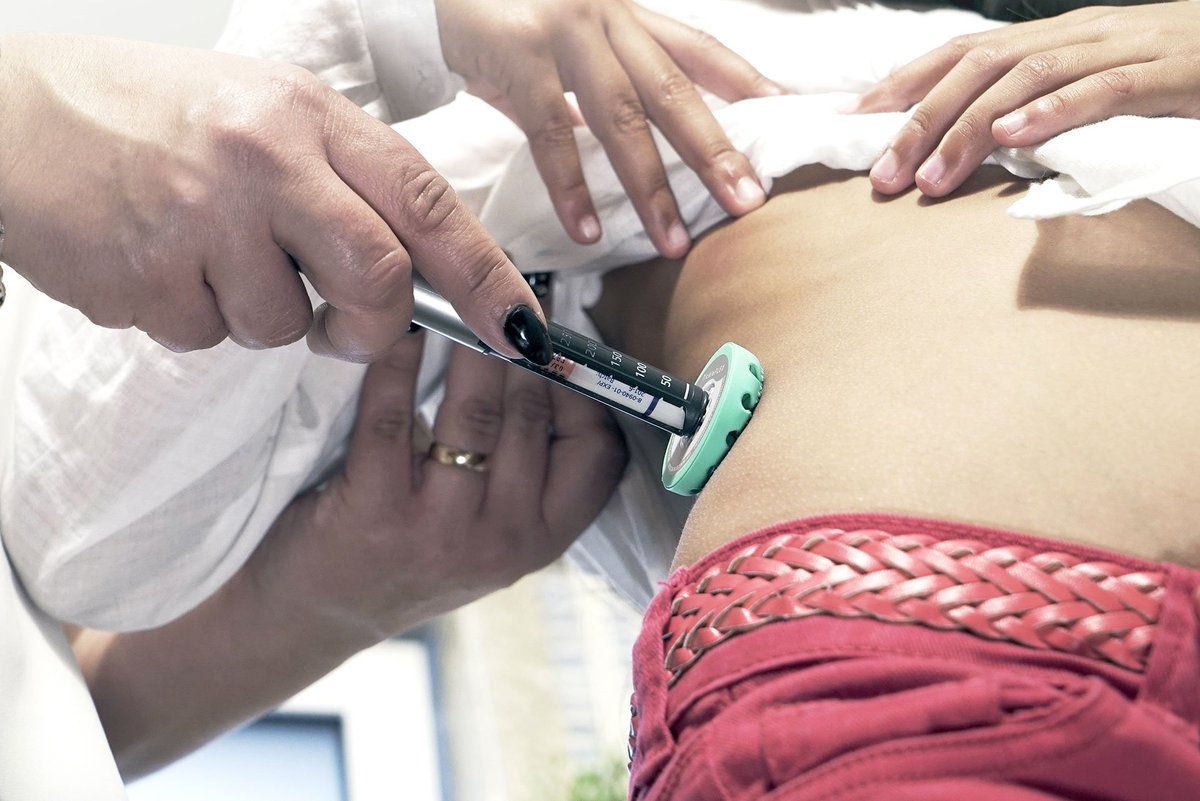 TickleFlexUK's tweet photo. If you have #type1diabetes or #type2diabetes, you must be willing to make the #insulin #selfInjection process safer. Get TickleFLEX, an insulin injecting #device, and prevent the needle from going too deep into the skin. 
Visit > https://t.co/LFpFwCoBjj https://t.co/bTpFYSjm0z
