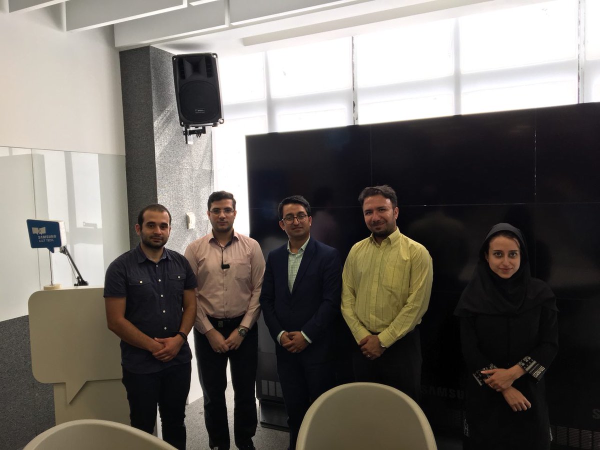 veresk_org's tweet photo. جلسه سه جانبه ی مرکز SAMSUNG A.U.T و مرکز توسعه کارآفرینی بانک مسکن با استارت آپ ورسک.
#استارات_آپ_ورسک #SAMSUNG_AUT  #بانک_مسکن  #مرکز_توسعه_کارآفرینی_بانک_مسکن 
https://t.co/cf3JbKboSW https://t.co/dMRc55RhmY
