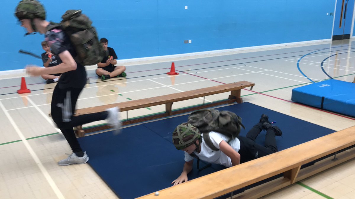 ArchbishopDofE's tweet photo. Some Yr9 boys: ‘I’m curious, can I complete the assault course wearing some of the military kit?’. Me: ‘be active, give it a go’. Remember, take responsibility for your own learning, by being Active in the life of your school, the church, and the wider community.#positivecitizens https://t.co/oLpOeXzUd9