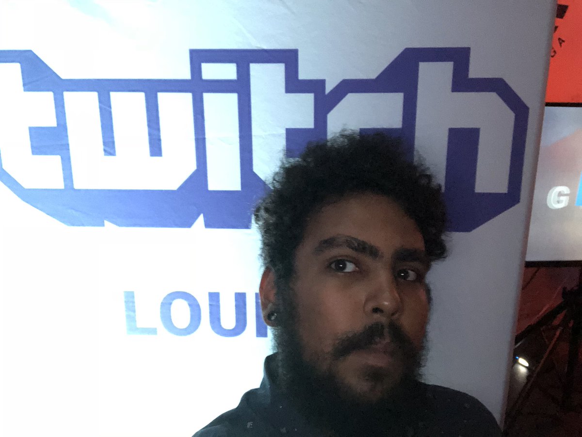 AntonSixxx's tweet image. #Controllerise @Twitch lounge